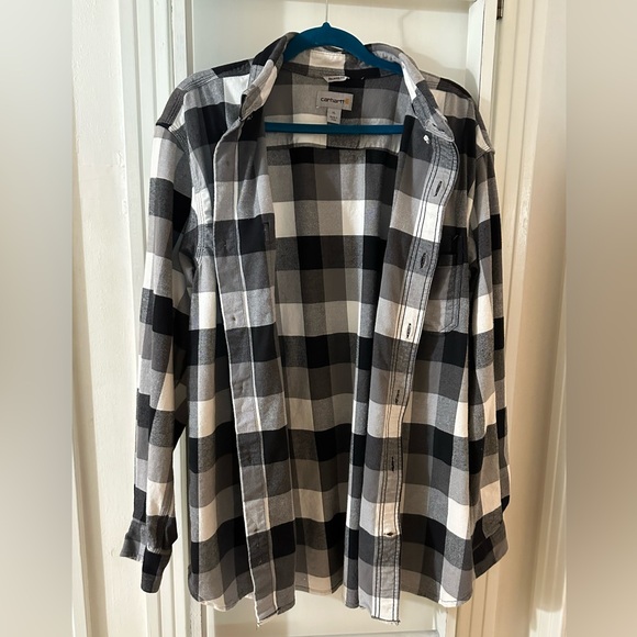 Men’s Carhartt Relaxed Fit Flannel - Picture 2 of 4